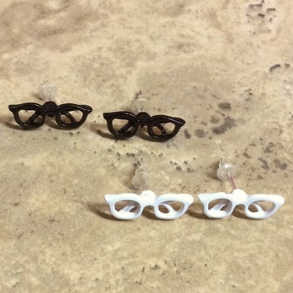 Jewelry - 4/$20 Eyeglasses Earrings